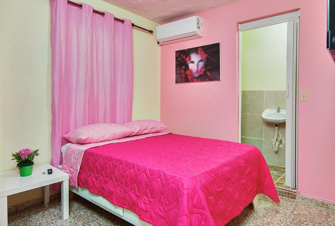 Queen Of Hearts Apartahotel Санто-Доминго Экстерьер фото
